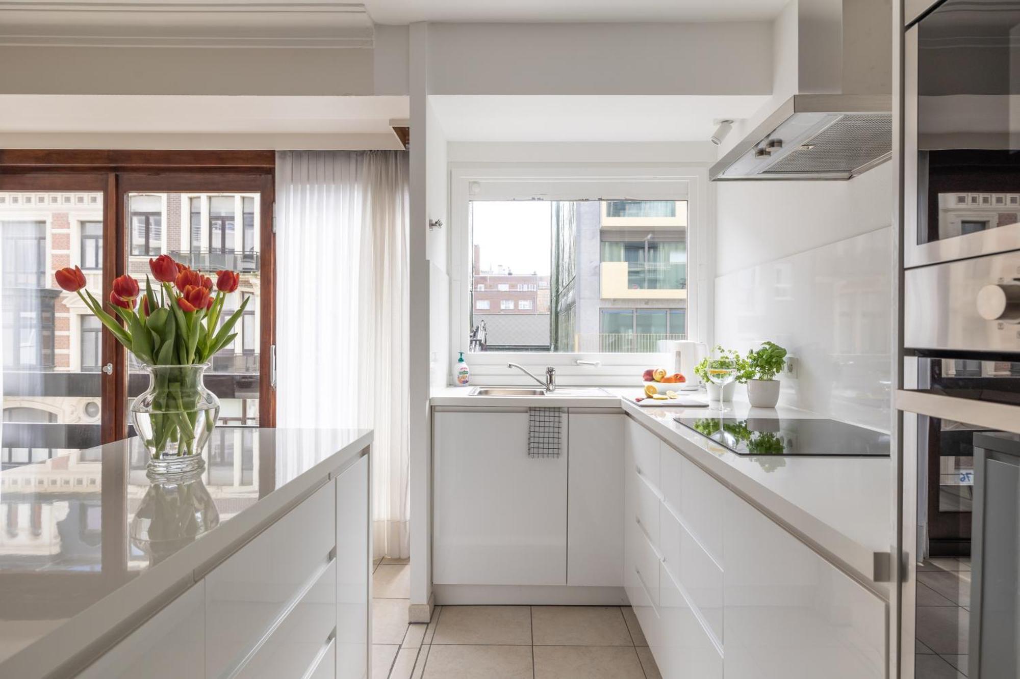 Weloveoostende - Newly Renovated Large Apartment 150M From The Beach - Including Bed Sheets And Final Clea-Ning Bagian luar foto