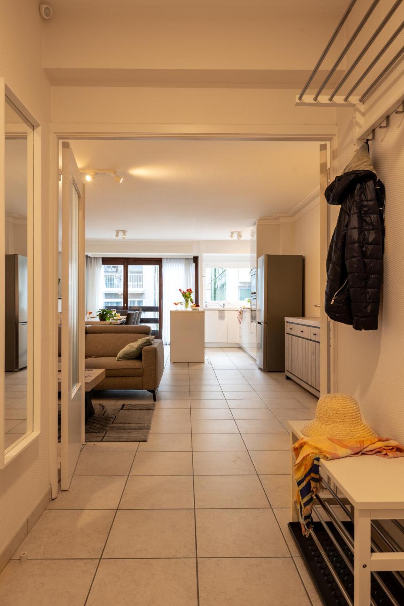 Weloveoostende - Newly Renovated Large Apartment 150M From The Beach - Including Bed Sheets And Final Clea-Ning Bagian luar foto