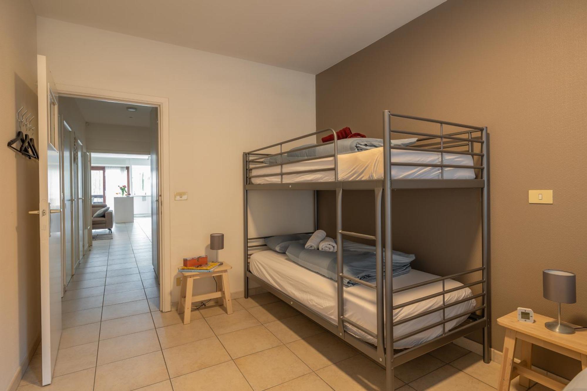 Weloveoostende - Newly Renovated Large Apartment 150M From The Beach - Including Bed Sheets And Final Clea-Ning Bagian luar foto