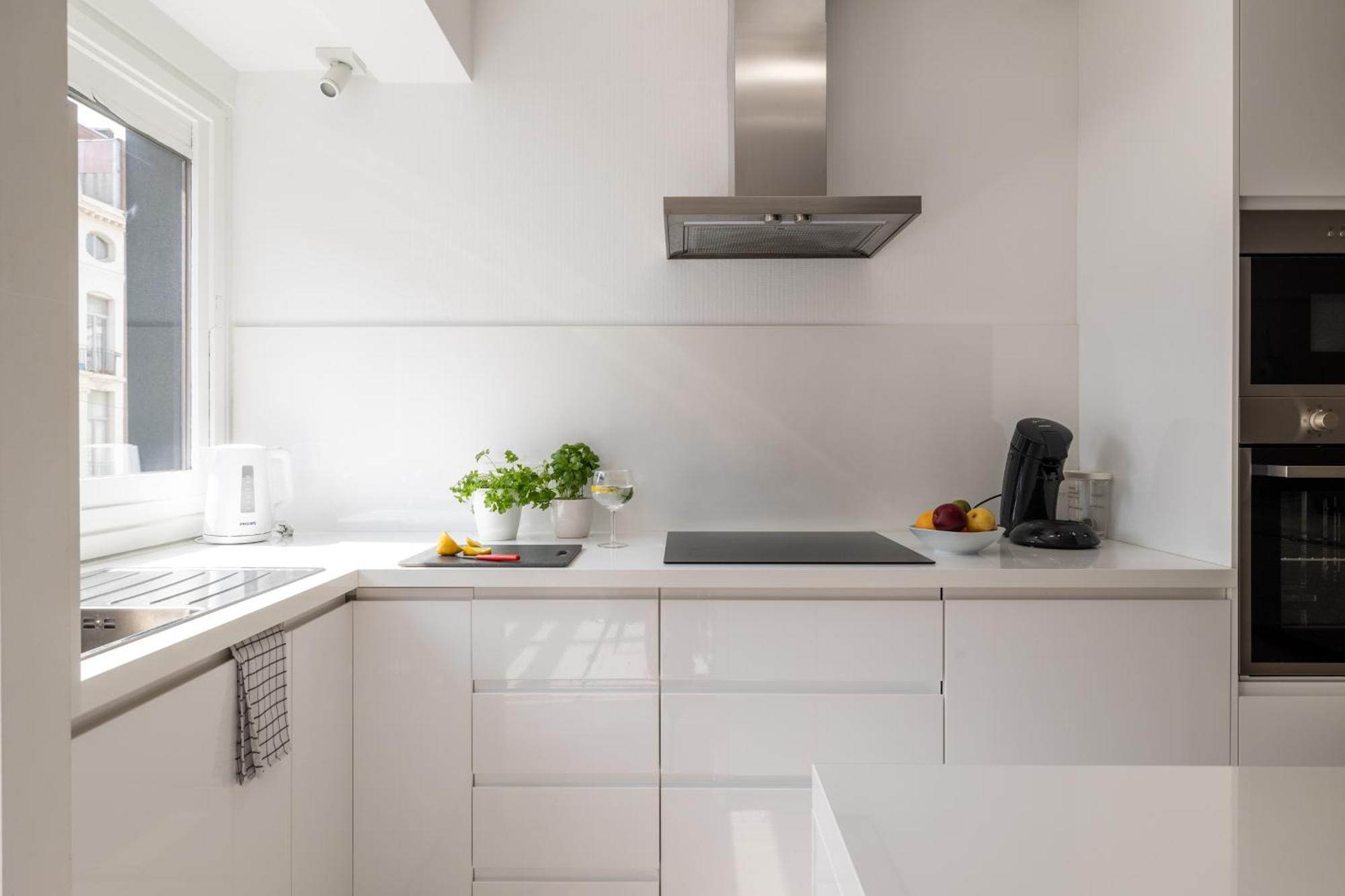 Weloveoostende - Newly Renovated Large Apartment 150M From The Beach - Including Bed Sheets And Final Clea-Ning Bagian luar foto
