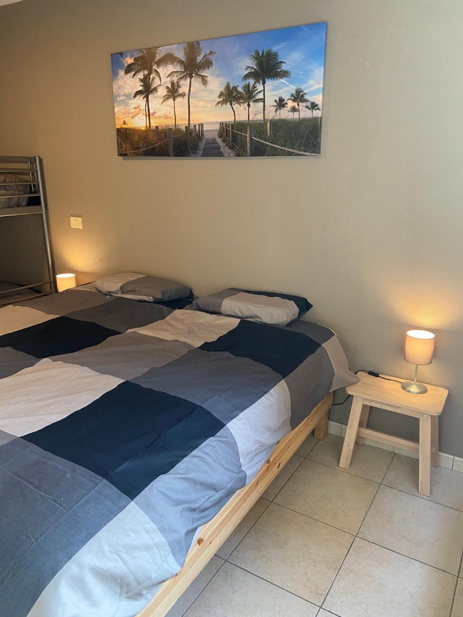 Weloveoostende - Newly Renovated Large Apartment 150M From The Beach - Including Bed Sheets And Final Clea-Ning Bagian luar foto